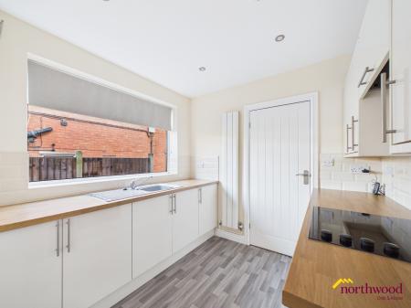 3 bedroom Semi-detached house to let in Courtway Drive, Sneyd Green, Stoke-on-Trent, ST1