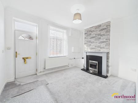 2 bedroom Semi-detached house for sale in William Terrace, Fegg Hayes, stoke on trent, ST6