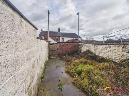 2 bedroom Semi-detached house for sale in William Terrace, Fegg Hayes, stoke on trent, ST6