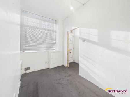 4 bedroom Terraced House for sale in Nash Peake Street, Tunstall, ST6