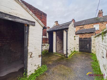 2 bedroom Terraced House to let in Birks Street, Stoke, Stoke-on-Trent, ST4