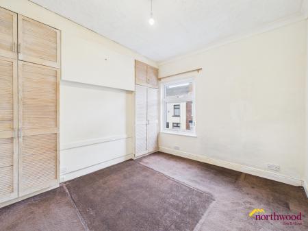 2 bedroom Terraced House for sale in Alma St, Fenton, ST4