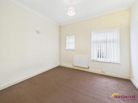 2 bedroom Terraced House for sale in Alma St, Fenton, ST4