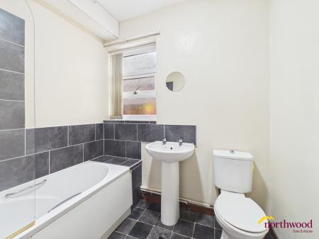 1 bedroom Flat to let in Stanley Street, Tunstall, ST6