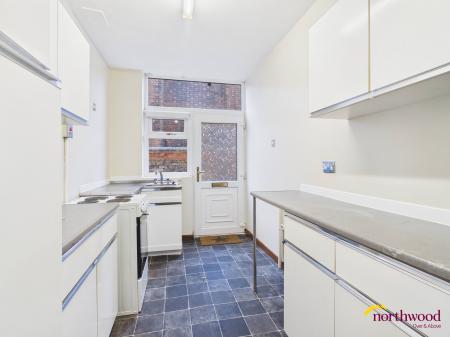 1 bedroom Flat to let in Stanley Street, Tunstall, ST6