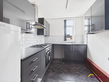 1 bedroom Flat to let in Stanley Street, Tunstall, ST6