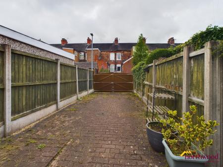 3 bedroom Terraced House for sale in Princes Road, Penkhull, Penkhull, ST4