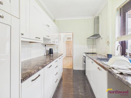 2 bedroom End of terrace house for sale in Bradford Terrace, Birches Head, Stoke-on-Trent, ST1