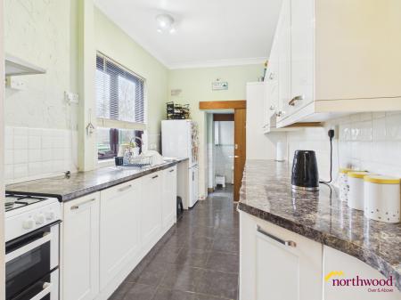 2 bedroom End of terrace house for sale in Bradford Terrace, Birches Head, Stoke-on-Trent, ST1
