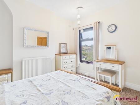 2 bedroom End of terrace house for sale in Bradford Terrace, Birches Head, Stoke-on-Trent, ST1