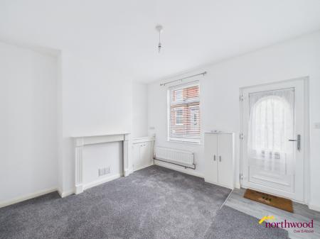 2 bedroom Terraced House to let in Freehold Street, Newcastle-under-Lyme, ST5