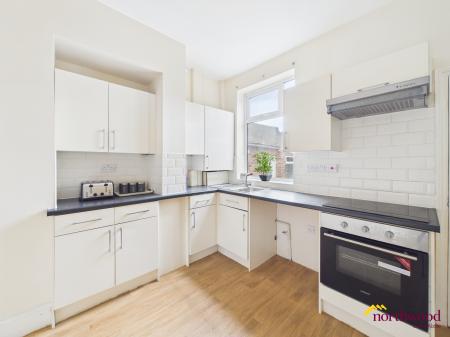 2 bedroom Terraced House to let in Lewis Street, Stoke, Stoke-on-Trent, ST4