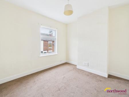 2 bedroom Terraced House to let in Lewis Street, Stoke, Stoke-on-Trent, ST4