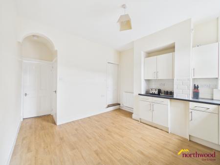 2 bedroom Terraced House to let in Lewis Street, Stoke, Stoke-on-Trent, ST4