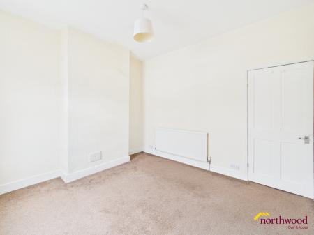 2 bedroom Terraced House to let in Lewis Street, Stoke, Stoke-on-Trent, ST4