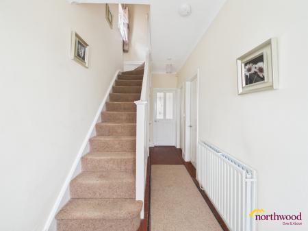 3 bedroom Semi-detached house to let in Mornington Road, Sneyd Green, Stoke-on-Trent, ST1