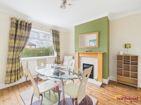 3 bedroom Semi-detached house to let in Mornington Road, Sneyd Green, Stoke-on-Trent, ST1