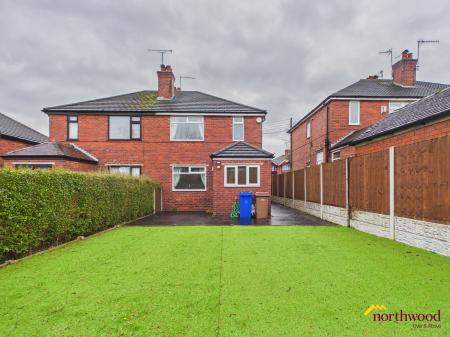 3 bedroom Semi-detached house to let in Mornington Road, Sneyd Green, Stoke-on-Trent, ST1