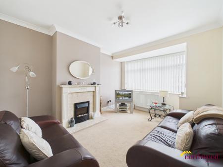 3 bedroom Semi-detached house to let in Mornington Road, Sneyd Green, Stoke-on-Trent, ST1