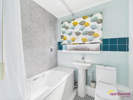 3 bedroom Semi-detached house for sale in Padstow Way, Trentham, Stoke-on-Trent, ST4