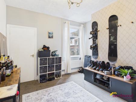 2 bedroom Terraced House for sale in Oxford Road, Basford Newcastle under Lyme, ST5