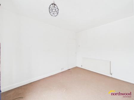 2 bedroom Terraced House to let in High Street, Alsagers Bank, ST7