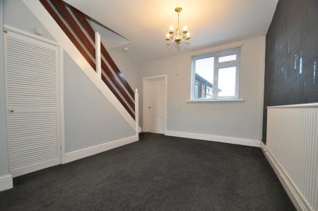 2 bedroom Terraced House to let in High Street, Alsagers Bank, ST7