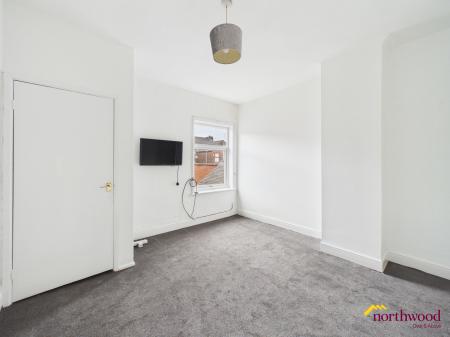 2 bedroom Terraced House to let in Salisbury Street, Tunstall, ST6