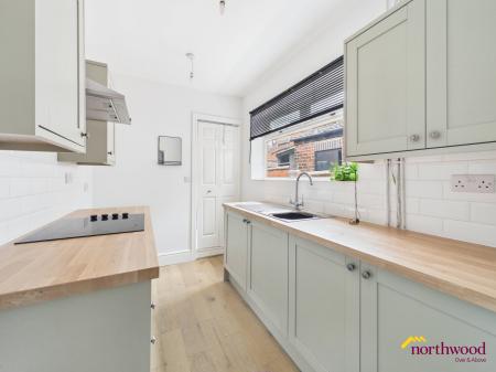 2 bedroom Terraced House to let in Salisbury Street, Tunstall, ST6