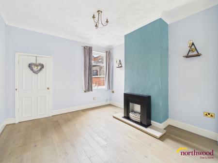 2 bedroom Terraced House to let in Salisbury Street, Tunstall, ST6