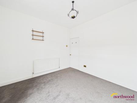 2 bedroom Terraced House to let in Salisbury Street, Tunstall, ST6
