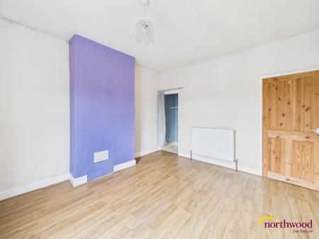 2 bedroom Terraced House to let in Chelmsford Road, Newcastle-under-Lyme, ST5