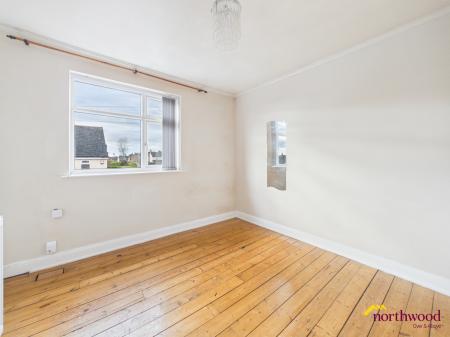 2 bedroom Terraced House to let in Chelmsford Road, Newcastle-under-Lyme, ST5