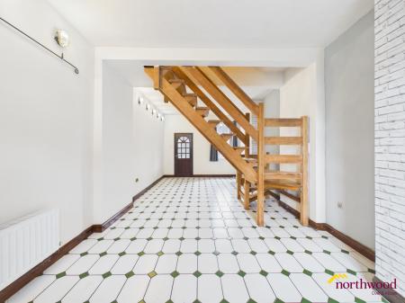 2 bedroom Terraced House to let in Chelmsford Road, Newcastle-under-Lyme, ST5