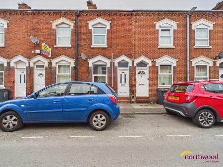2 bedroom Terraced House to let in Elgin Street, Shelton, Stoke-on-Trent, ST4