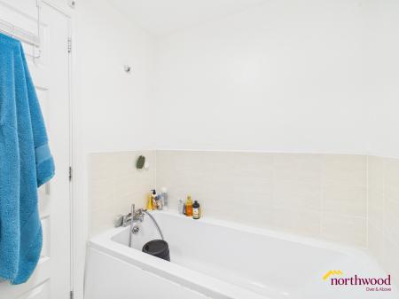 4 bedroom Detached house for sale in Douglas Street, Hanley, ST1