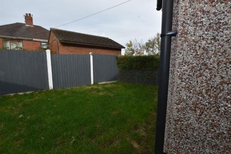 3 bedroom Semi-detached house to let in Albert Avenue, Stoke-on-Trent, ST3
