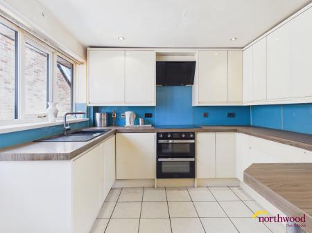 2 bedroom Detached bungalow for sale in Caton Crescent, Milton, ST6