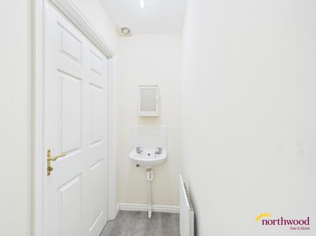 4 bedroom Town house for sale in Godwin Way, Stoke-on-Trent, ST4