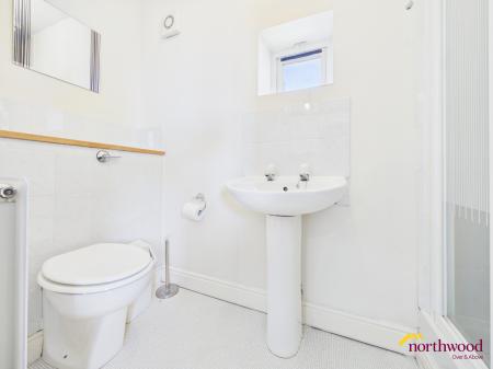 4 bedroom Detached house for sale in Basford Villas, Newcastle-under-Lyme, ST5