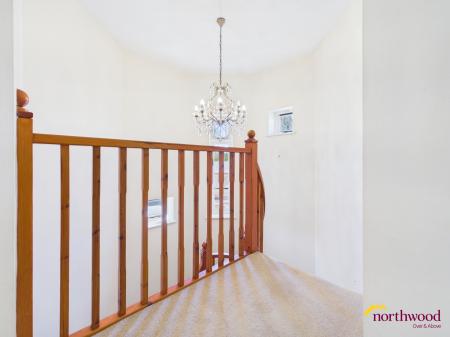 4 bedroom Detached house for sale in Basford Villas, Newcastle-under-Lyme, ST5