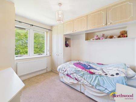 4 bedroom Detached house for sale in Basford Villas, Newcastle-under-Lyme, ST5