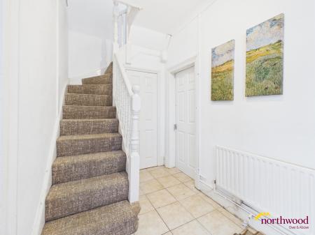 4 bedroom Semi-detached house for sale in Claridge Road, Stoke-on-Trent, ST4
