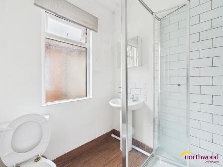 4 bedroom Semi-detached house for sale in Claridge Road, Stoke-on-Trent, ST4