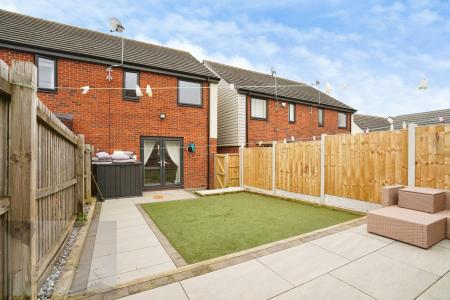 3 bedroom Semi-detached house for sale in George Steele Avenue, Stoke-on-Trent, ST2