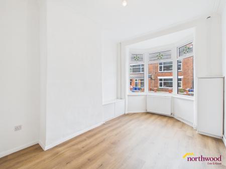 2 bedroom Terraced House to let in Princes Road, Hartshill, ST4