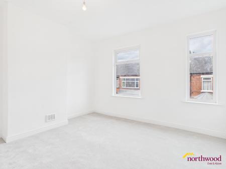 2 bedroom Terraced House to let in Princes Road, Hartshill, ST4