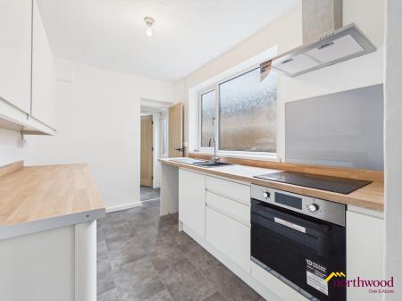 2 bedroom Terraced House to let in Princes Road, Hartshill, ST4