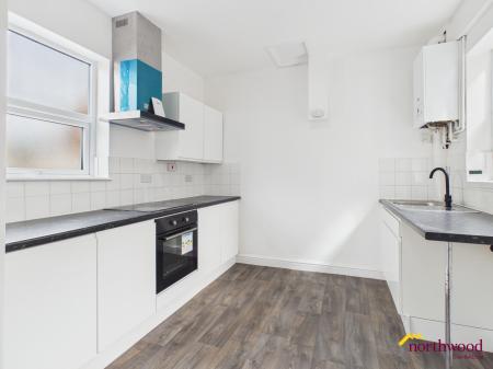 1 bedroom Flat to let in Goldenhill Road, Fenton, ST4