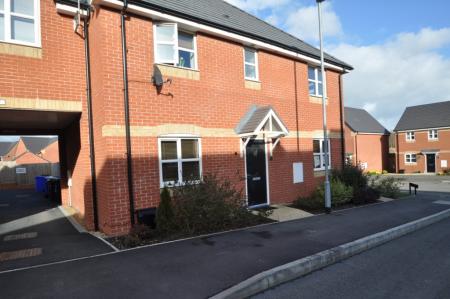 2 bedroom Flat to let in Fazeley Drive, Brindley Village, Stoke-on-Trent, ST6